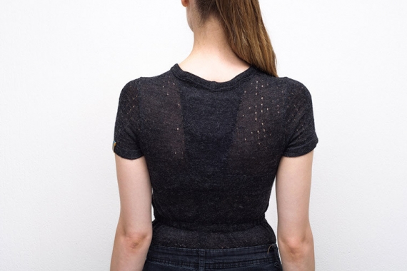 Iztokk-NazcAlpaca-female-shirt-back